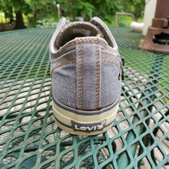 Levi's Kids Sz 5.5 Zip Lo Denim Canvas Skate Shoes Gray - Picture 5 of 12